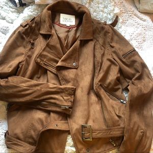 Like new thread and supply jacket